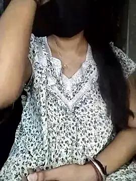 Lovely-Lush from StripChat is Freechat
