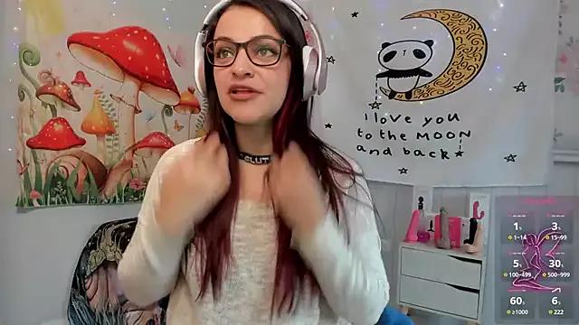 LovelyAzucena from StripChat is Freechat