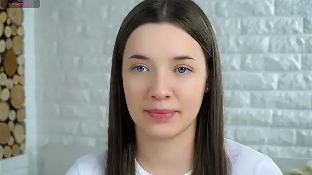 LowOncoming from StripChat