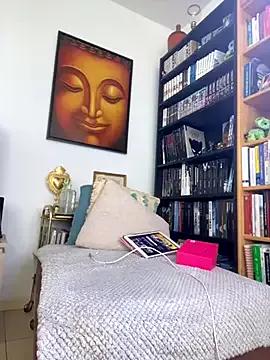 Luccreccia_ from StripChat