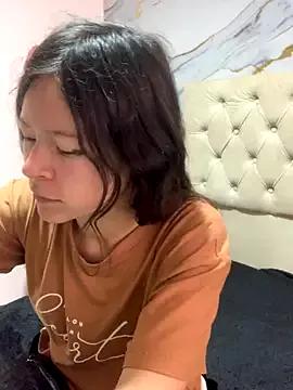 Lucia_20x from StripChat is Freechat