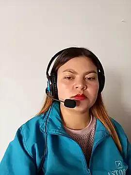 LUCIANA__99 from StripChat is Freechat