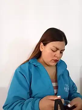 LUCIANA__99 from StripChat is Freechat
