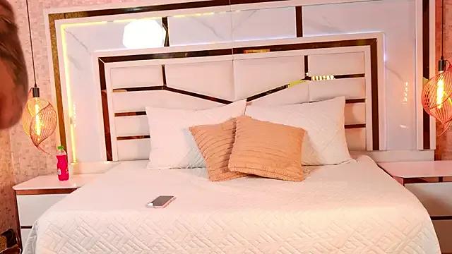 luciana_agudelo from StripChat is Freechat