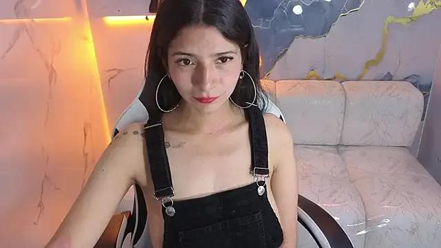 luciana_tp from StripChat is Freechat