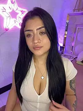 lucianaroy from StripChat is Freechat