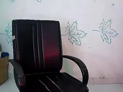 lucky_princess01 from StripChat is Freechat