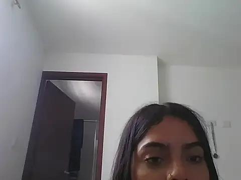 Lucy_2025 from StripChat is Freechat