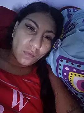 Lucyfoox from StripChat is Freechat