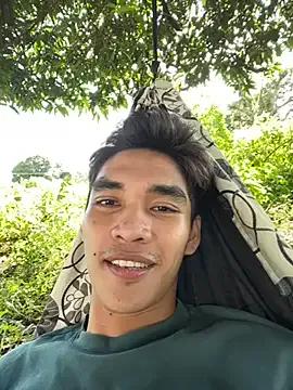Lui_070701 from StripChat