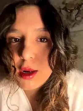 Luisaa_rosee from StripChat is Freechat