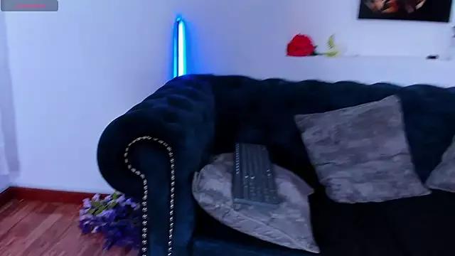 luna_diangelo from StripChat is Freechat