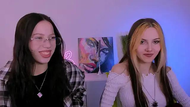 luna_tin from StripChat is Freechat