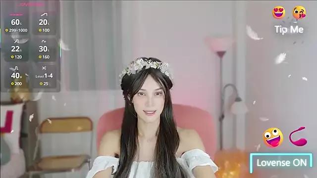LunaBelle008 from StripChat is Freechat