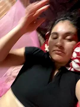 lunasexyhot18 from StripChat is Freechat