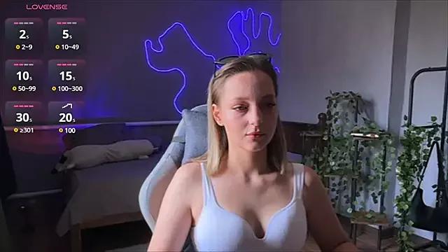 Checkout girls naked models with similar nickname. Cute sexy Free Models.