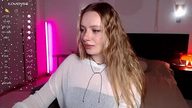 Checkout girls naked models with similar nickname. Cute sexy Free Models.