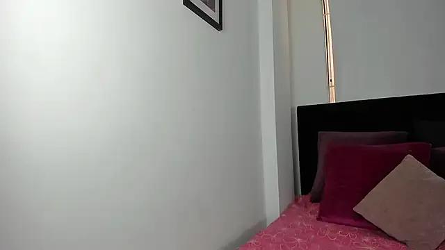 LunaVelvet777 from StripChat is Freechat