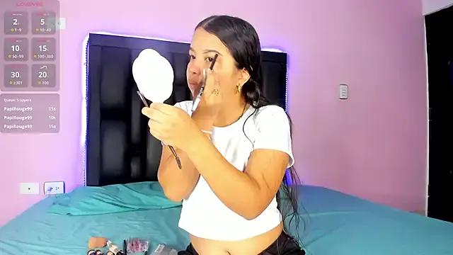 LunaWiill_ from StripChat is Freechat