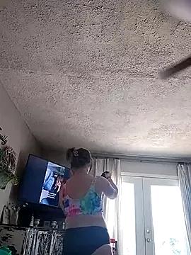 Luscious_Lace from StripChat is Freechat