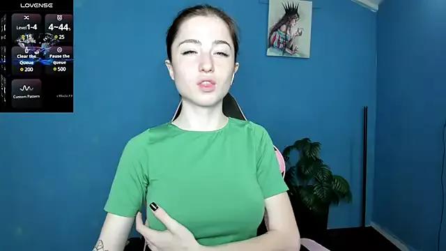 Luxuryalma from StripChat is Freechat