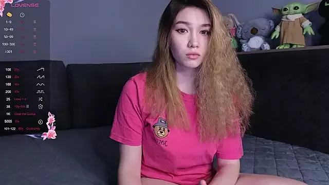 LuxuryMur from StripChat