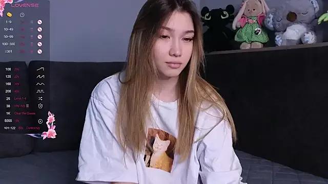 LuxuryMur from StripChat