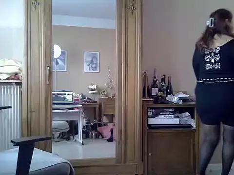 LyalyaBit79 from StripChat