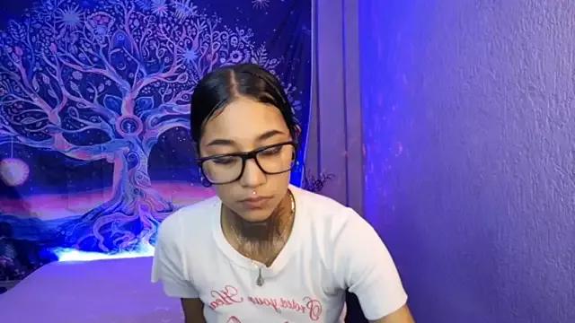 Checkout girls naked models with similar nickname. Cute sexy Free Models.