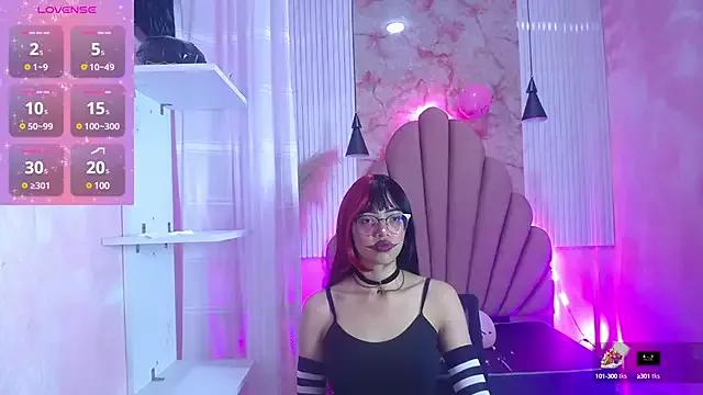 Lyly_Lovely_ from StripChat