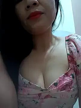 Lyly_sexy2k from StripChat