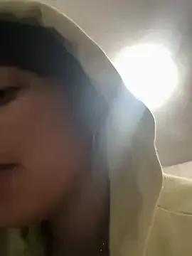 Lynn9000 from StripChat