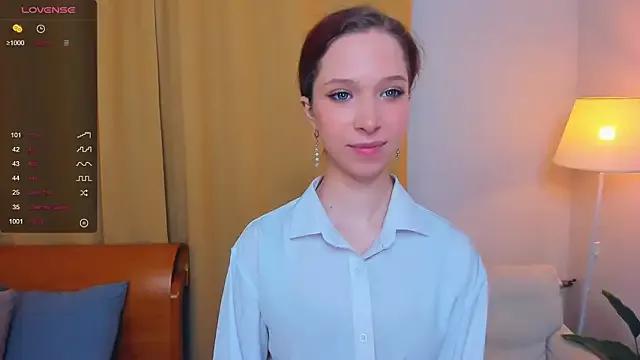 LynnBeames from StripChat is Freechat