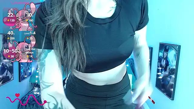 Lyra_Wilden from StripChat is Freechat