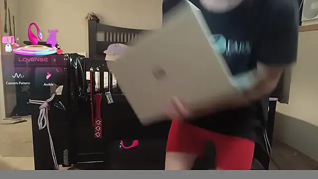 MacabreCouple from StripChat is Freechat