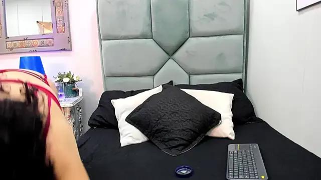 Madame_Rouge_ from StripChat is Freechat