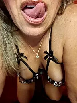 madame_tesuda0 from StripChat is Freechat