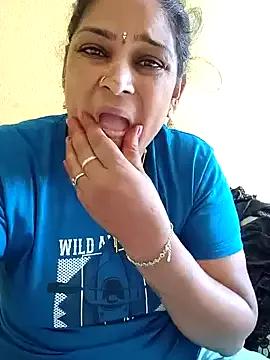 madavi123 from StripChat is Freechat