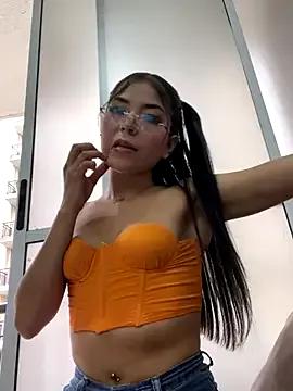 Maddy_evill from StripChat is Freechat