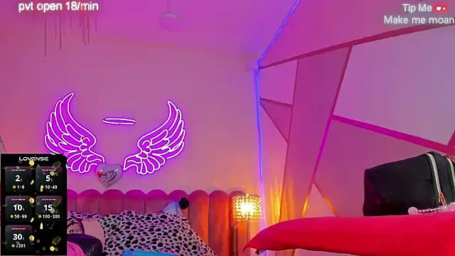 madisson_121 from StripChat is Freechat