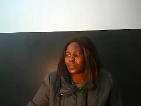 MagicMilfXO from StripChat is Freechat