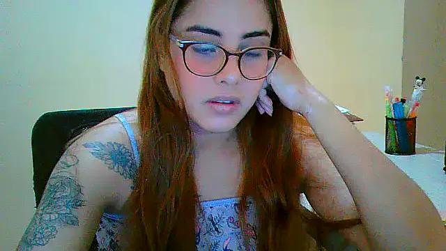 maliamiller from StripChat is Freechat