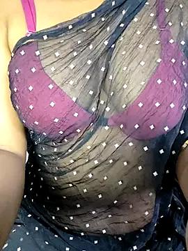 Malluvibez from StripChat is Freechat