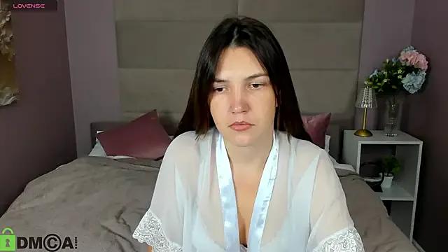 MalvinaDream from StripChat is Freechat