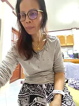 Mama_Eva_1 from StripChat is Freechat