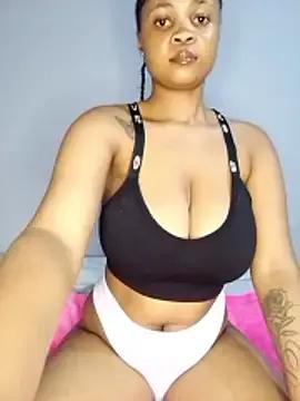 Mammygalz from StripChat