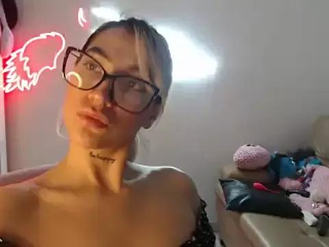 mandy_berrys from StripChat