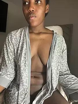 Manlykellya_ from StripChat is Freechat