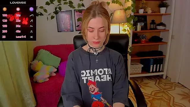 MaraCooperrr from StripChat