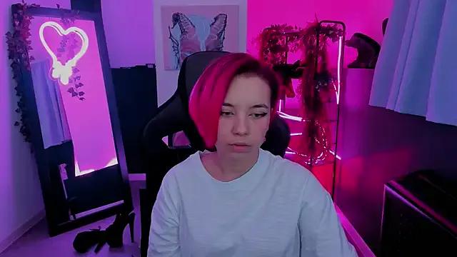 MarcelineChi from StripChat is Freechat